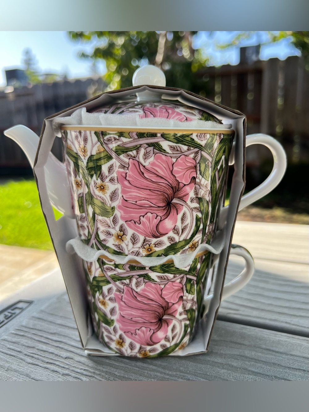 NWT rare Pimpernel fine china for one